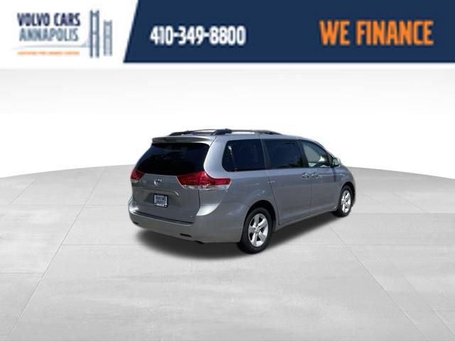Used 2011 Toyota Sienna LE w/ Towing Pkg FWD image 8