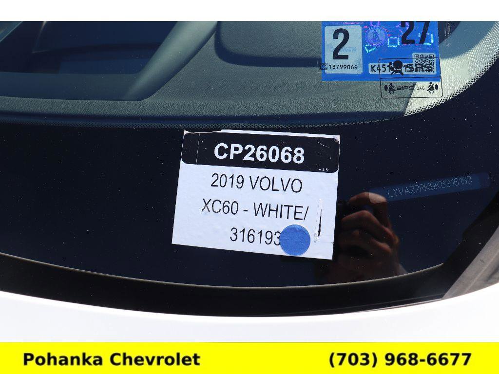 Used 2019 Volvo XC60 T6 Momentum w/ Advanced Package image 32