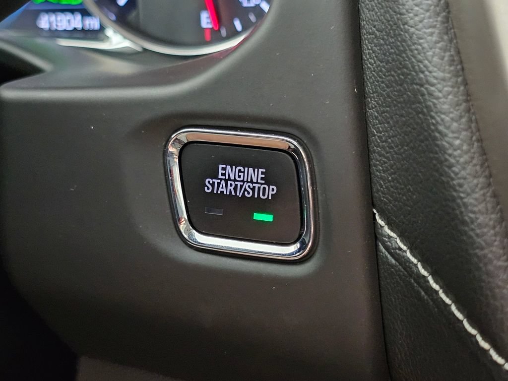 Used 2018 GMC Acadia Denali w/ Technology Package AWD/4WD image 37