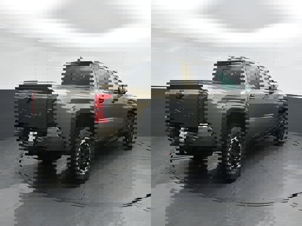 New 2026 Toyota Tacoma TRD Off-Road w/ TRD Off Road Premium Package image 2