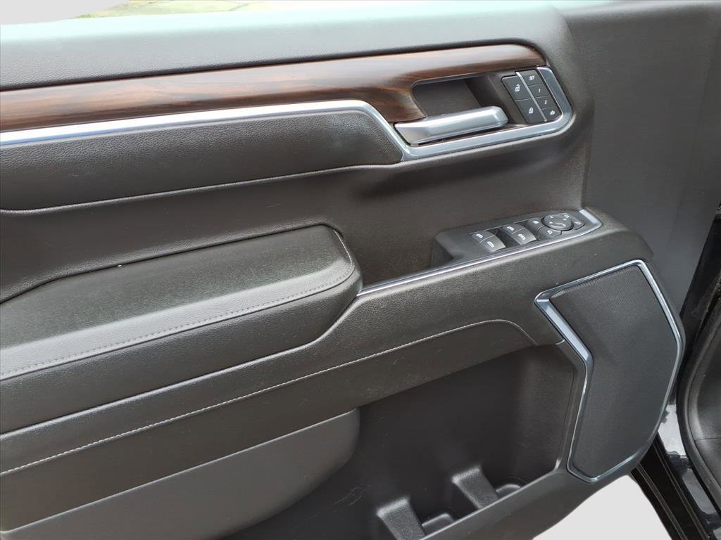 Used 2024 GMC Sierra 1500 SLT image 14