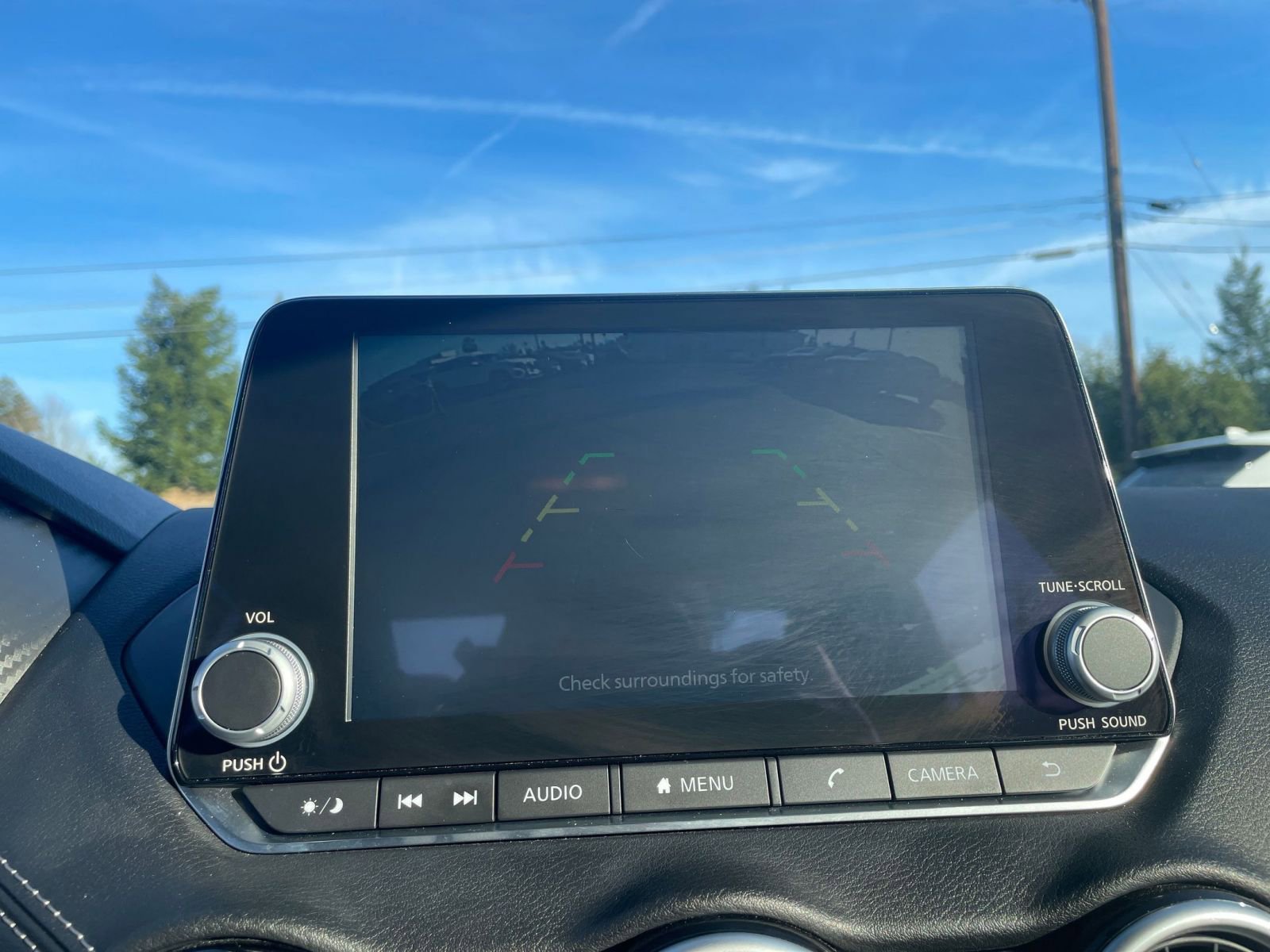 Used 2025 Nissan Sentra SV image 17