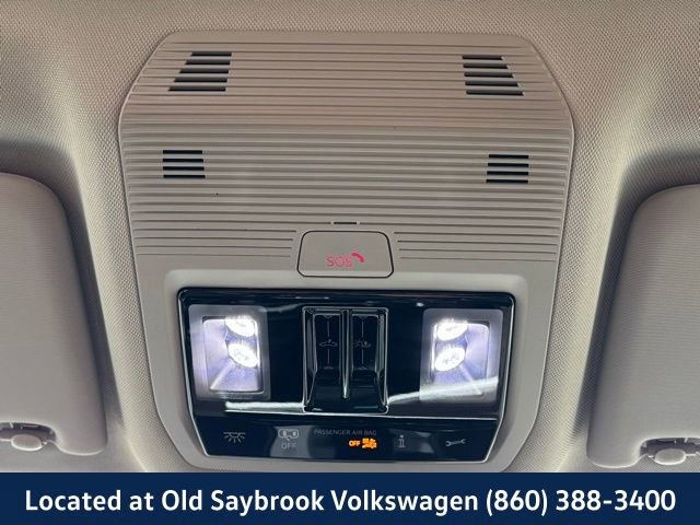 New 2025 Volkswagen Atlas SEL Premium R-Line image 18