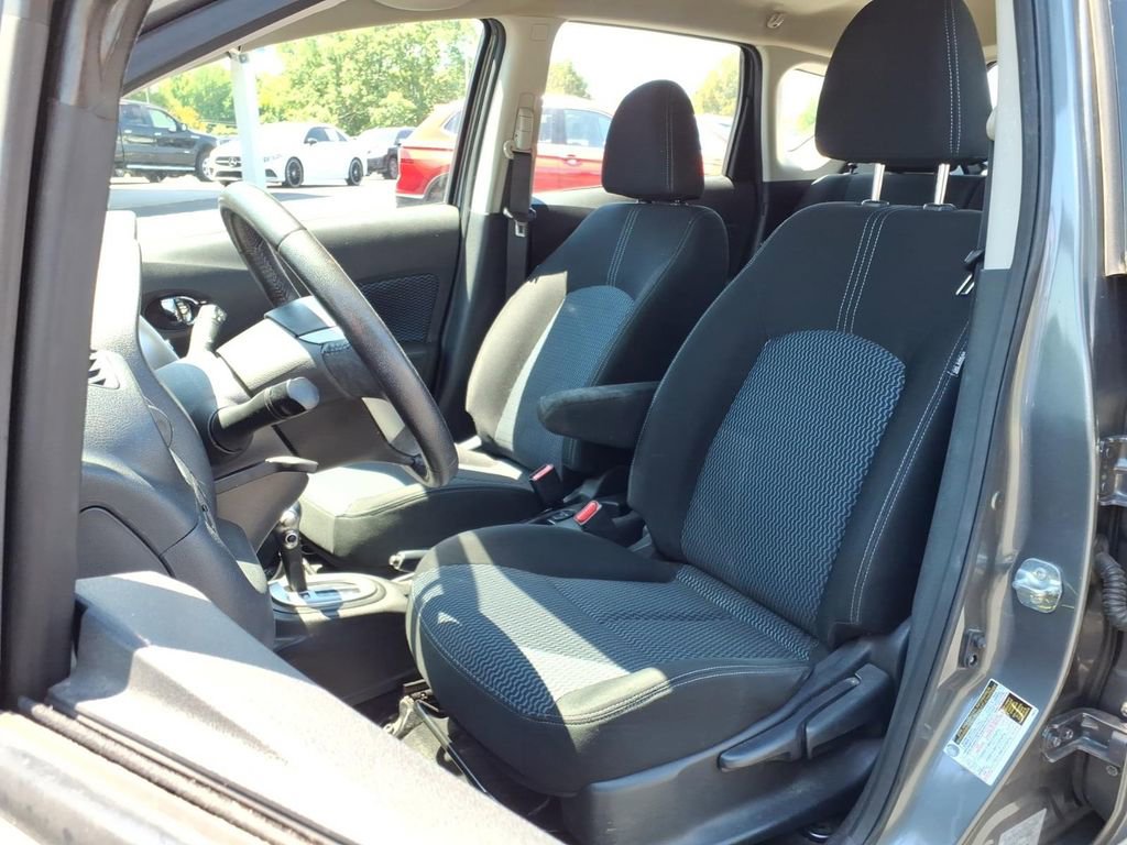 Used 2017 Nissan Versa Note SV FWD image 4