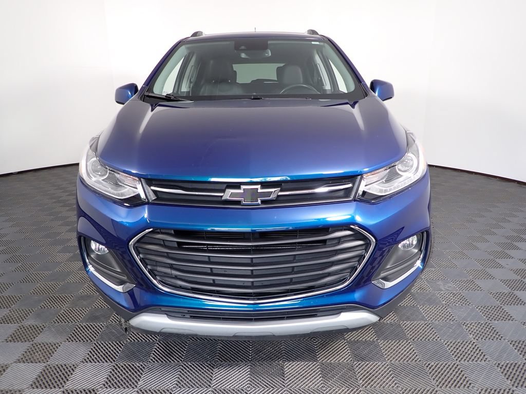Used 2020 Chevrolet Trax Premier w/ LPO, Protection Package FWD image 12