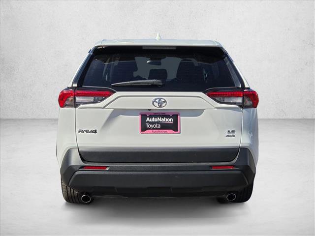 Used 2024 Toyota RAV4 LE image 7