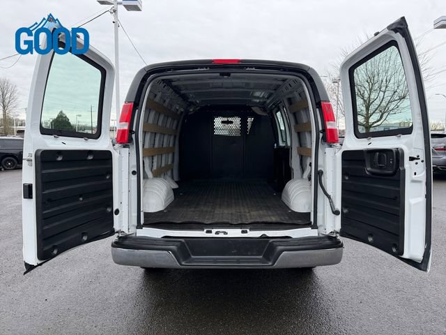 Used 2024 Chevrolet Express 2500 w/ Driver Convenience Package image 28