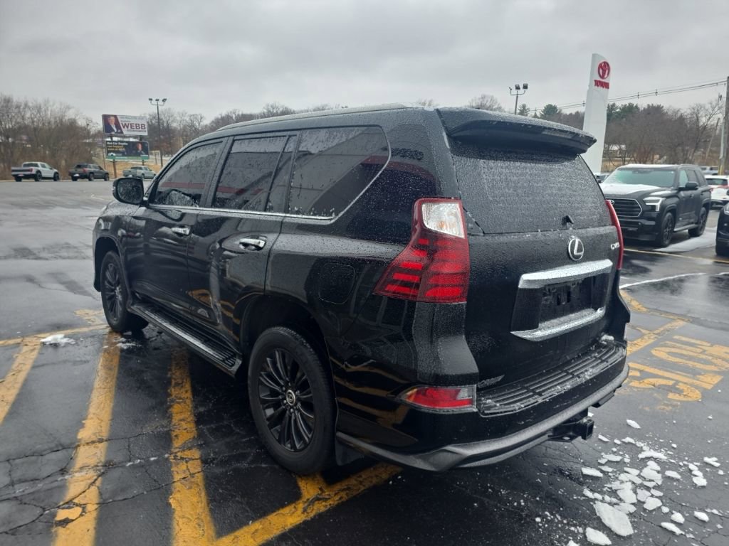 Used 2022 Lexus GX 460 Premium w/ Accessory Package image 6