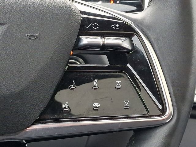 Certified 2024 Cadillac Lyriq Luxury image 26