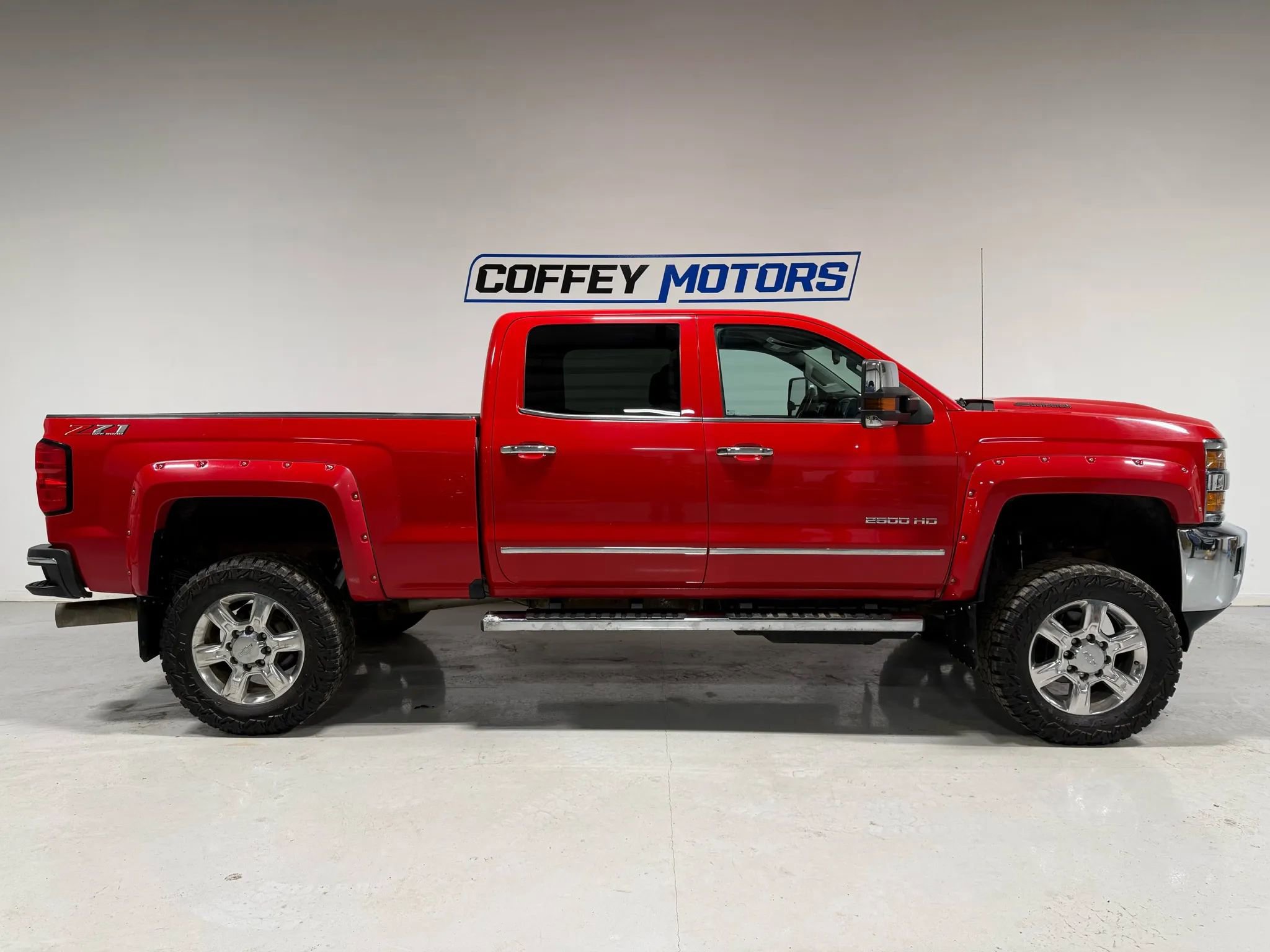 Used 2019 Chevrolet Silverado 2500 LTZ image 7