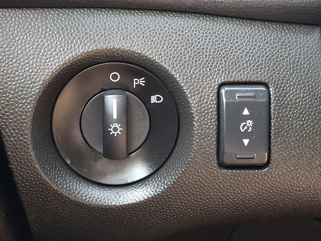 Used 2018 Ford Fiesta S image 25