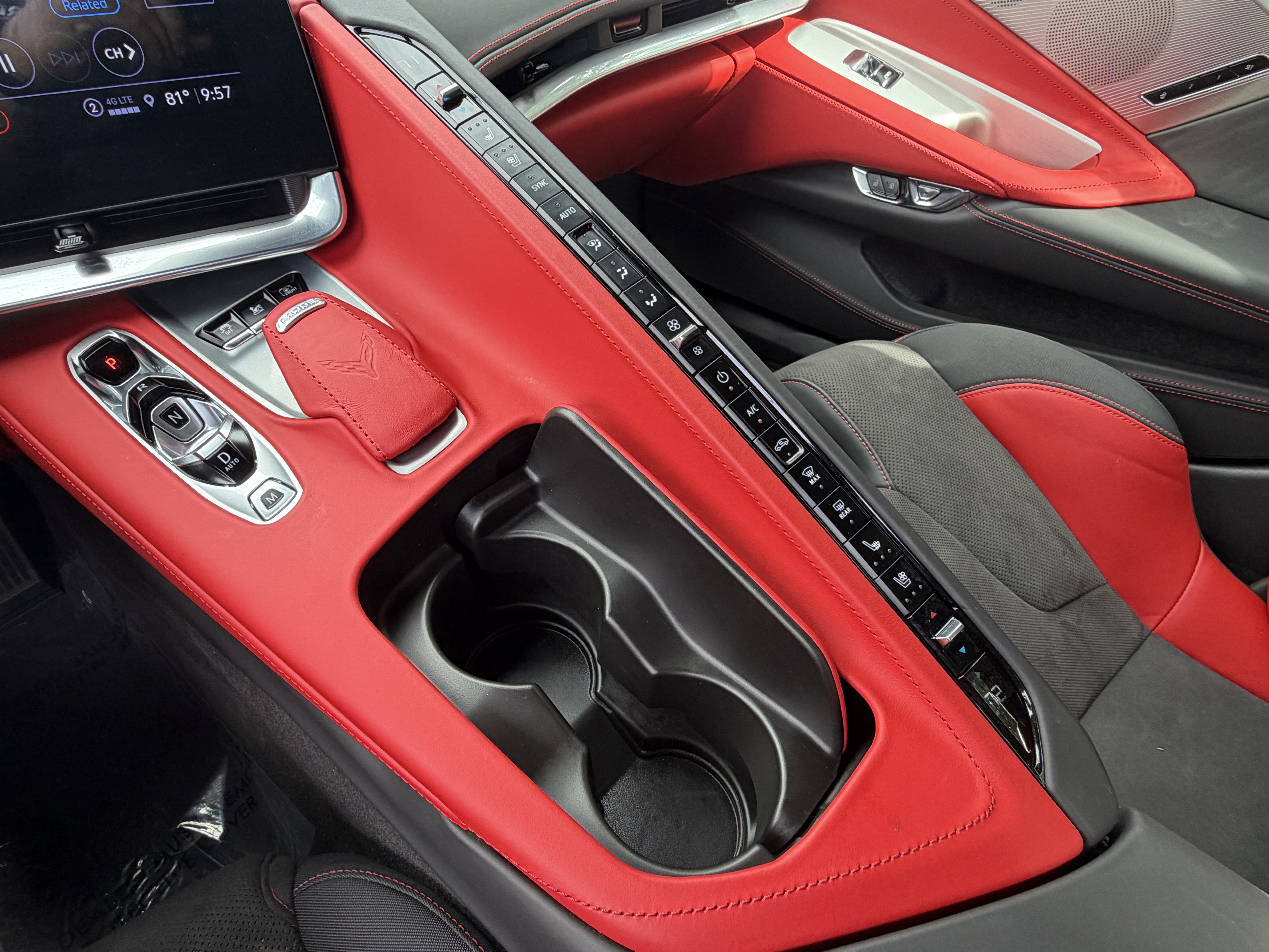 Used 2022 Chevrolet Corvette Stingray Premium Conv w/ Z51 Performance Package RWD image 44