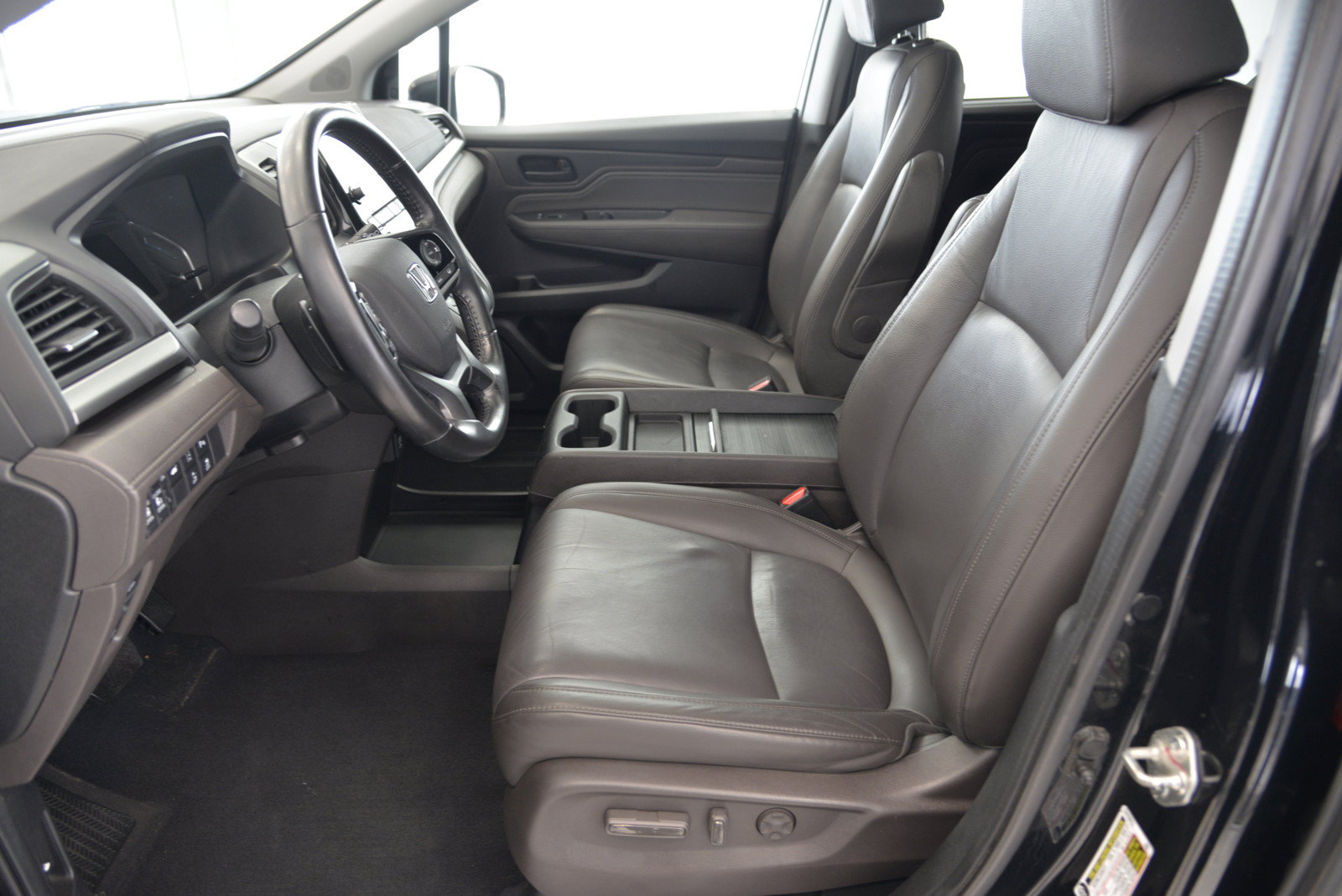 Used 2018 Honda Odyssey Touring image 12