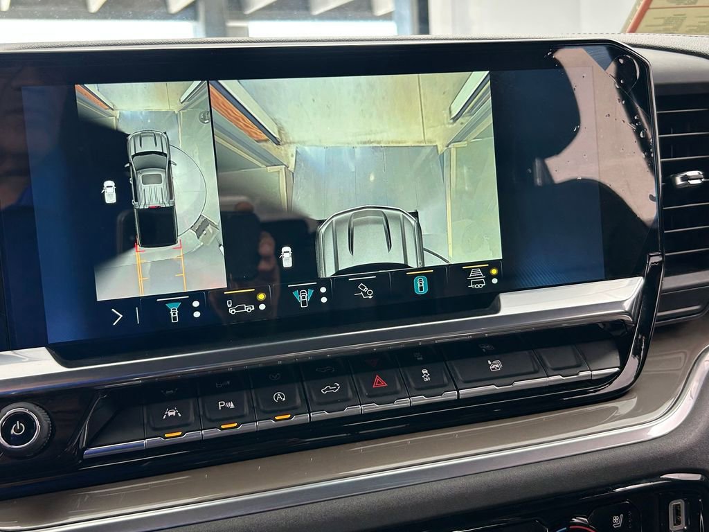 Used 2022 Chevrolet Silverado 1500 High Country image 23