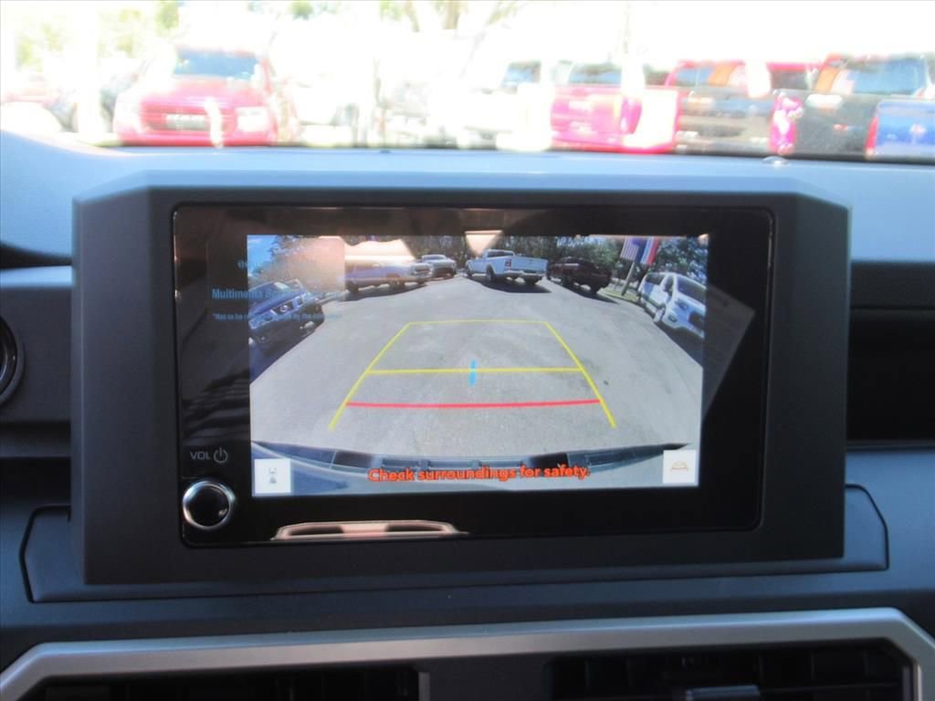 Used 2025 Toyota Tacoma SR image 25