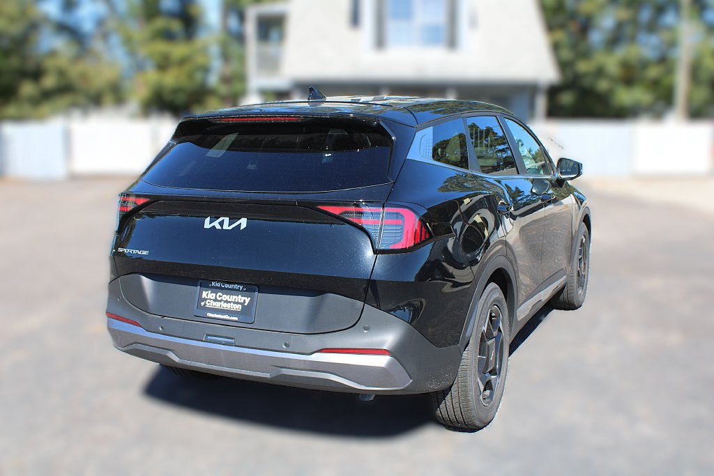 New 2027 Kia Sportage EX FWD image 7