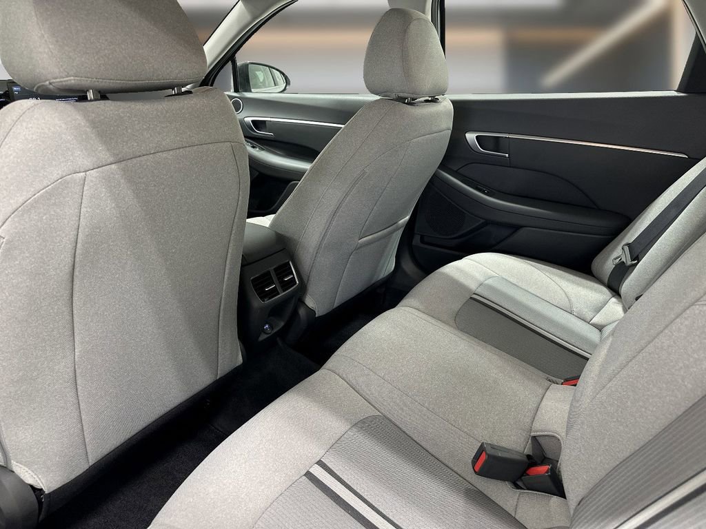 Used 2020 Hyundai Sonata SEL w/ Convenience Package FWD image 12