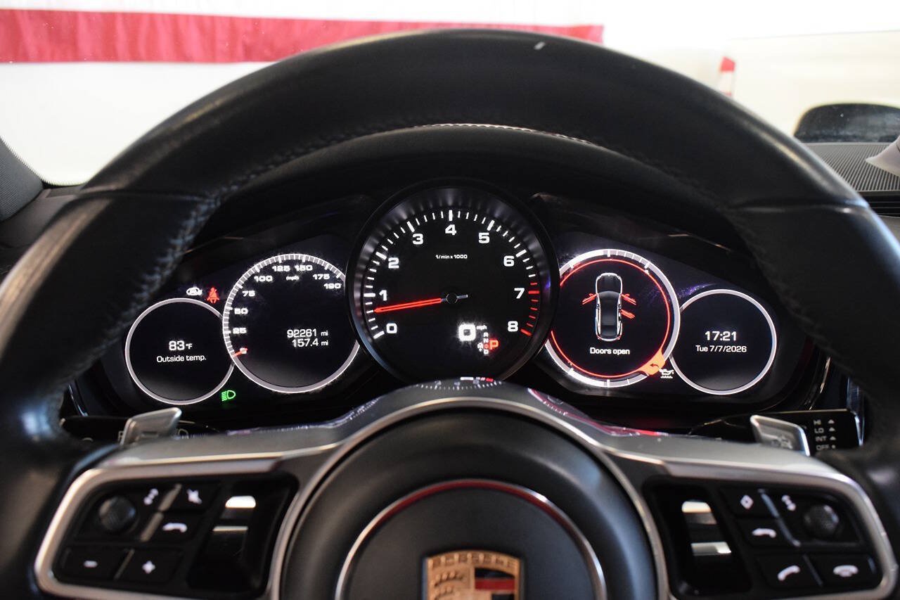 Used 2018 Porsche Panamera 4 AWD/4WD image 13