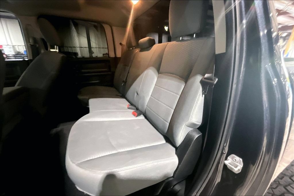 Used 2018 RAM 2500 Tradesman w/ Chrome Appearance Group AWD/4WD image 23