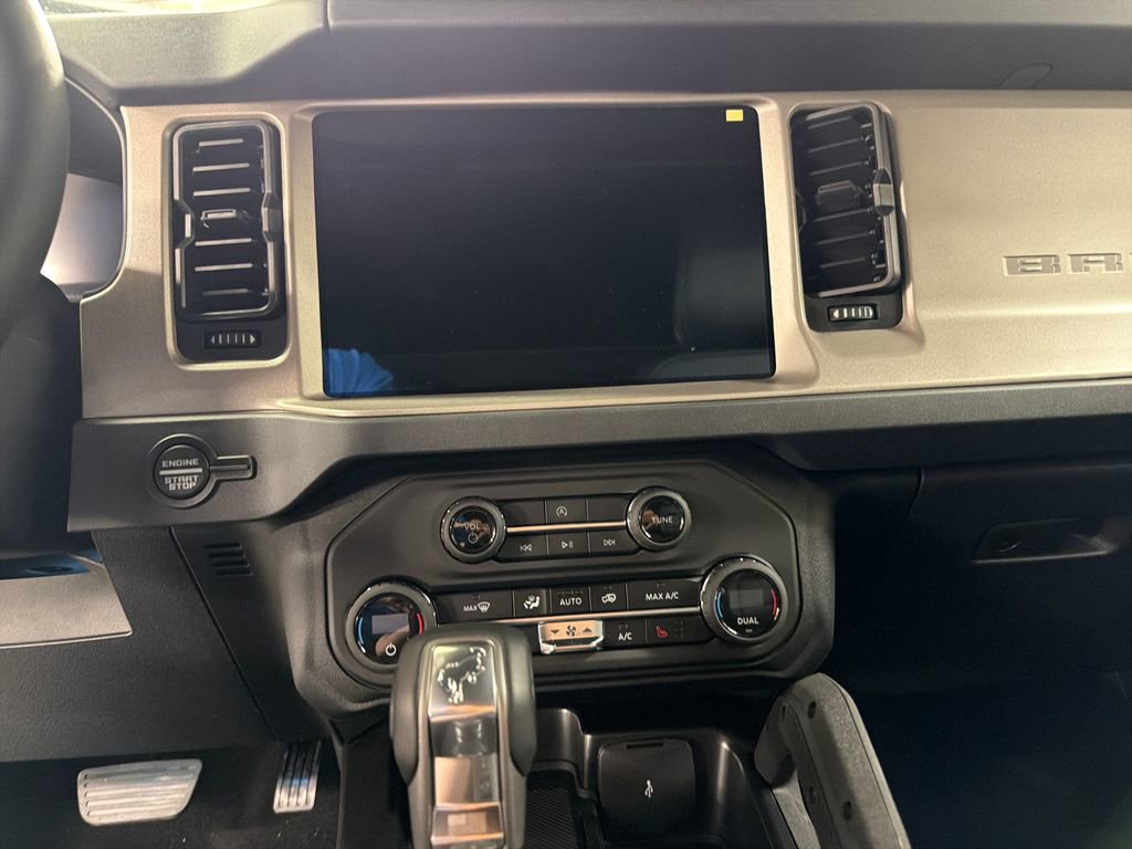 New 2026 Ford Bronco Outer Banks w/ Sasquatch Package AWD/4WD image 21