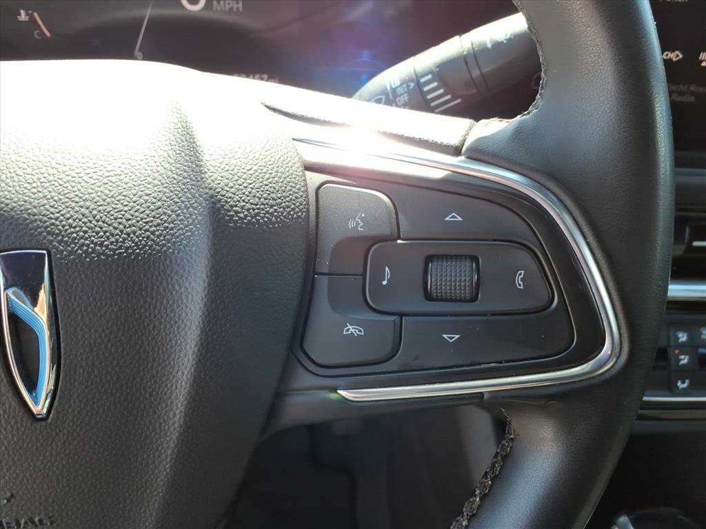 Used 2024 Buick Envista Sport Touring w/ Convenience I Package FWD image 24