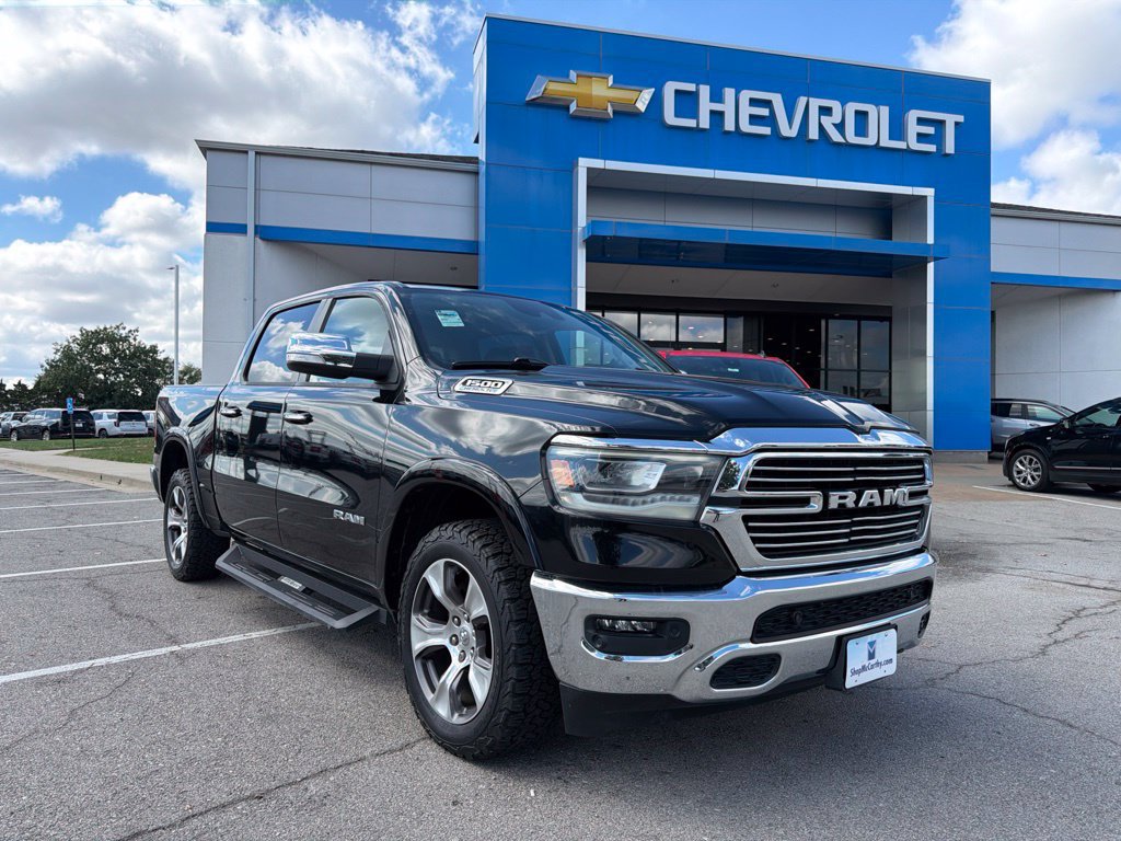 Used 2021 RAM 1500 Laramie AWD/4WD image 1