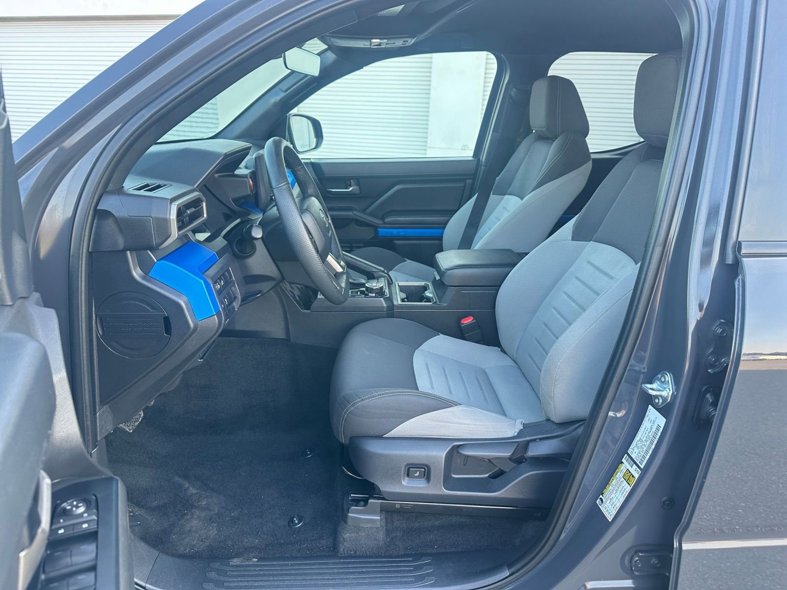 Used 2025 Toyota Tacoma TRD Off-Road image 27