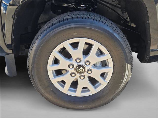 Certified 2025 Toyota Tacoma SR5 image 22