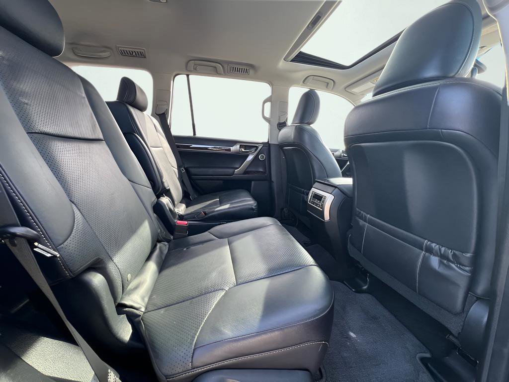 Used 2017 Lexus GX 460 Luxury image 27