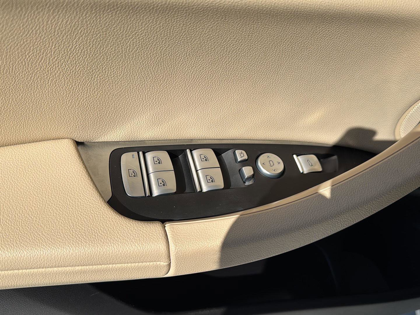 Used 2023 BMW X3 M40i w/ Parking Assistance Package image 29