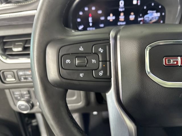 Used 2023 GMC Yukon XL SLT w/ SLT Premium Package image 15