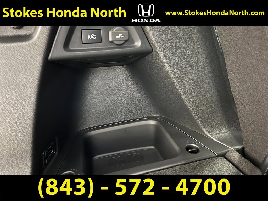 New 2025 Honda Pilot Touring image 35