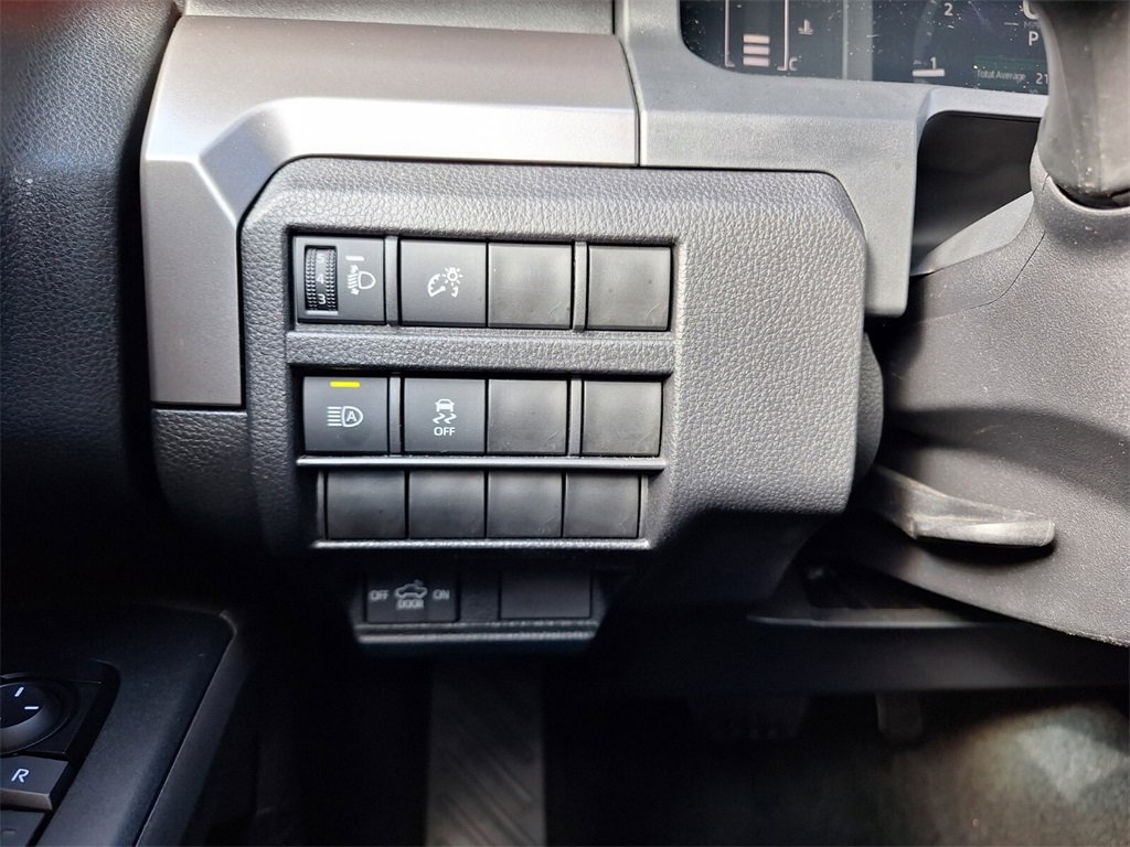 Used 2024 Toyota Tacoma SR5 image 21