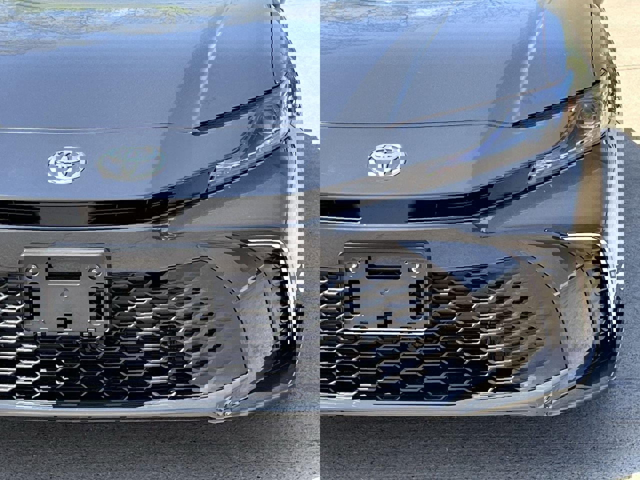 Used 2026 Toyota Camry SE w/ Convenience Package image 8