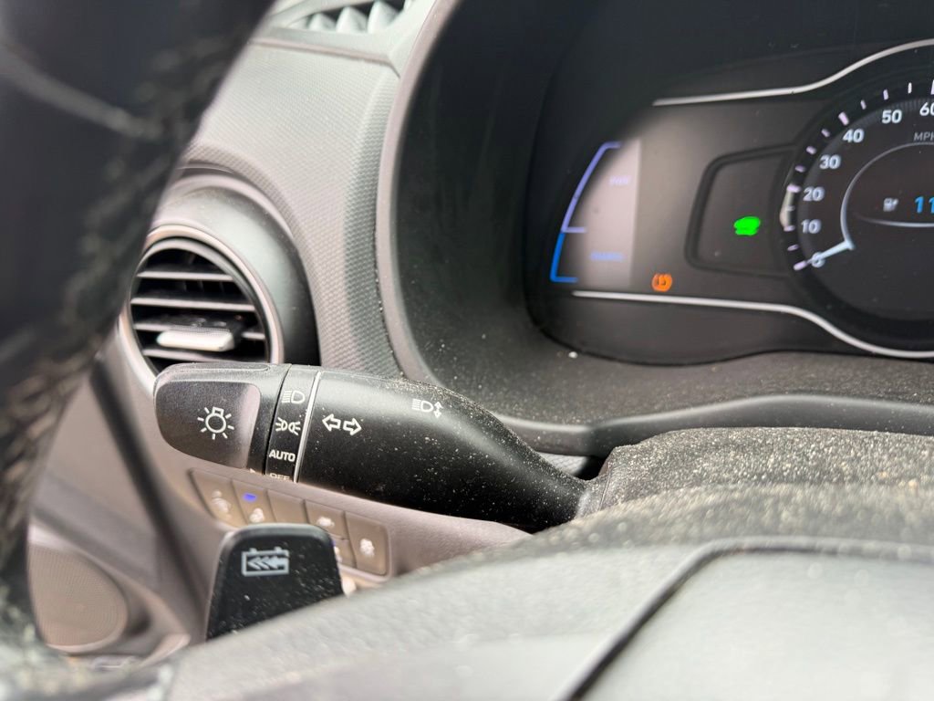 Used 2021 Hyundai Kona SEL image 12