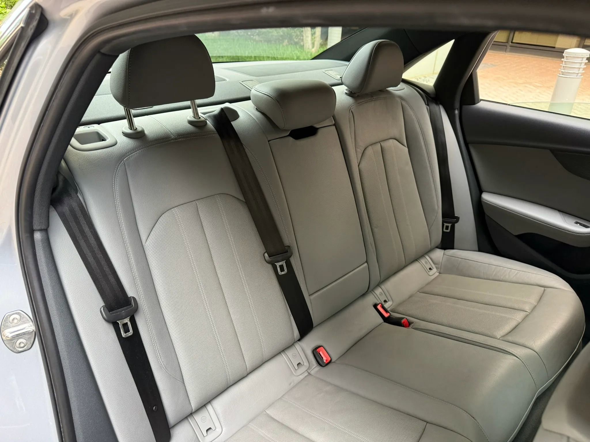 Used 2019 Audi A4 2.0T Premium Plus w/ Premium Plus Package AWD/4WD image 38