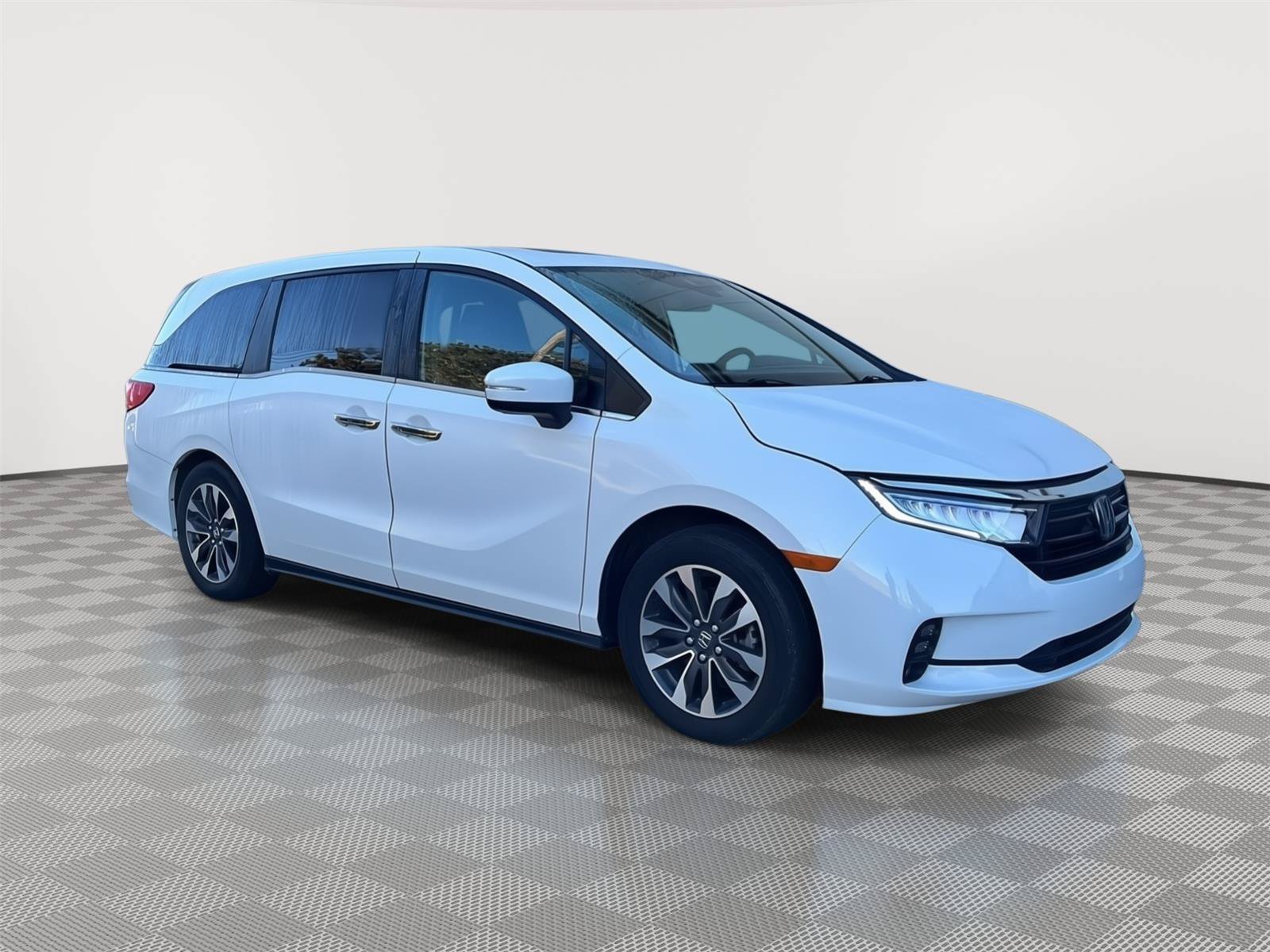 Used 2024 Honda Odyssey EX-L image 4