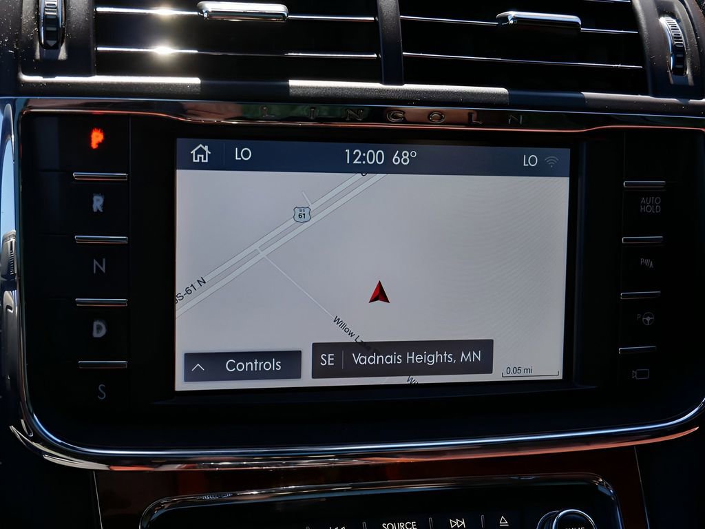Used 2020 Lincoln Continental Reserve w/ Luxury Package FWD image 20