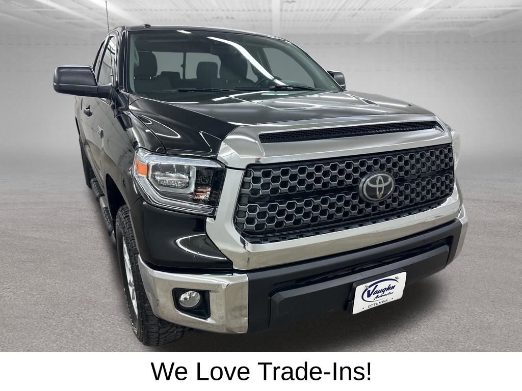 Used 2019 Toyota Tundra SR5 w/ SR5 Upgrade Package AWD/4WD image 3