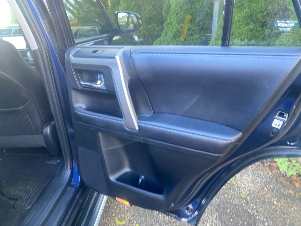 Used 2017 Toyota 4Runner SR5 Premium AWD/4WD image 24