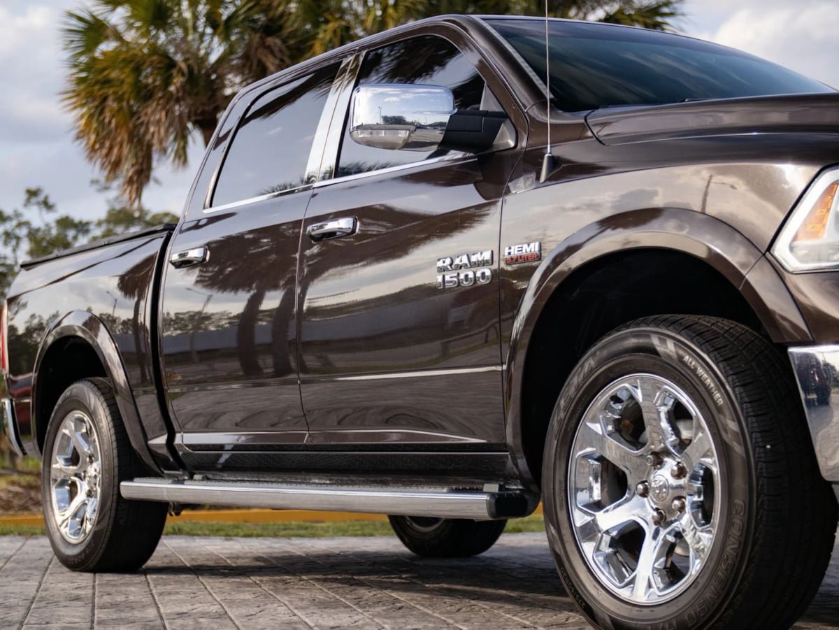 Used 2016 RAM 1500 Laramie w/ Convenience Group RWD image 3