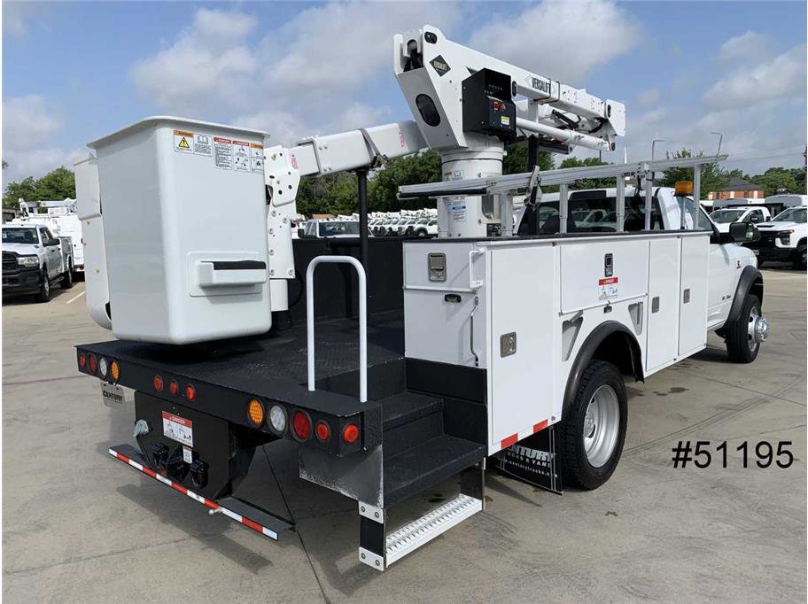 Used 2021 RAM 5500 Tradesman image 2