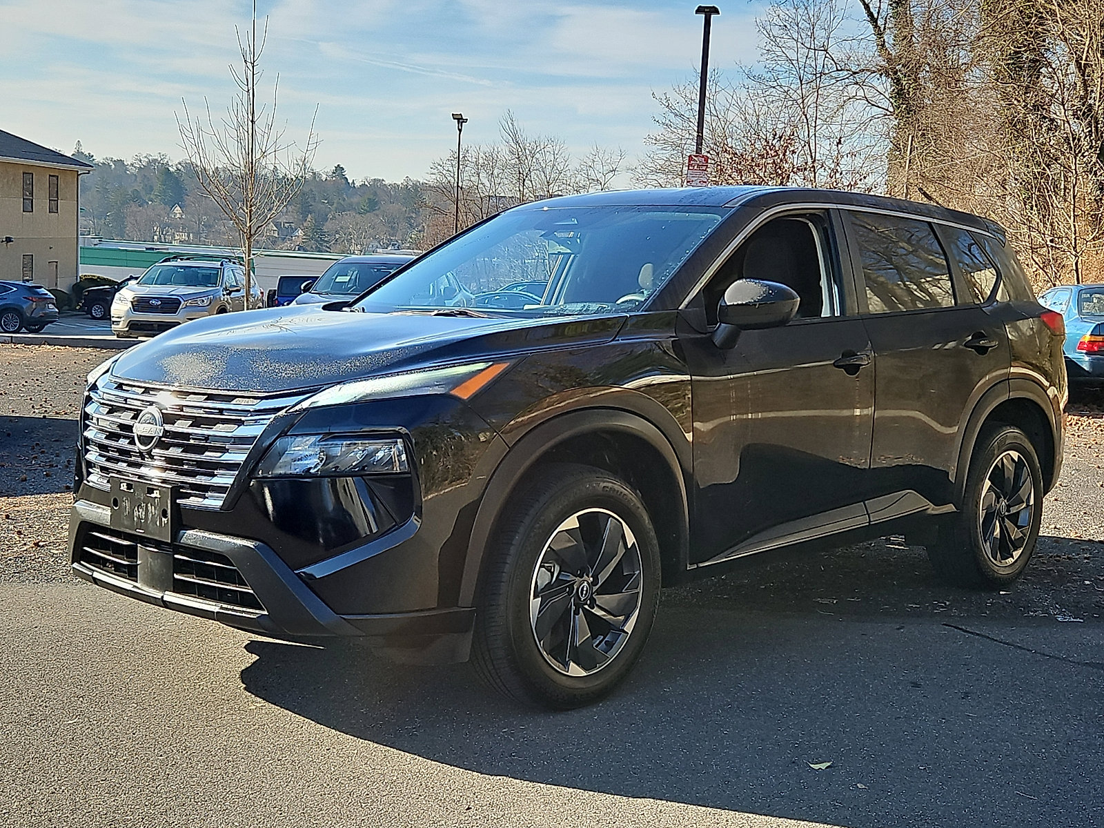 Certified 2024 Nissan Rogue SV AWD/4WD image 3