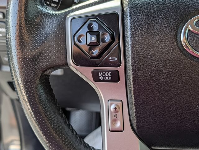 Used 2017 Toyota 4Runner SR5 Premium AWD/4WD image 19