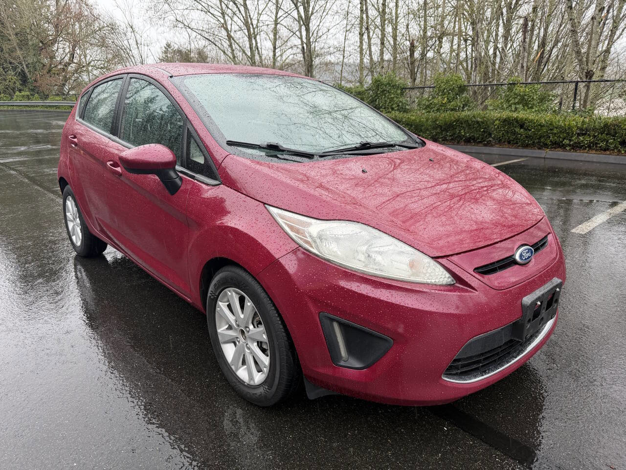 Used 2011 Ford Fiesta SE w/ 203A Rapid Spec Order Code image 3