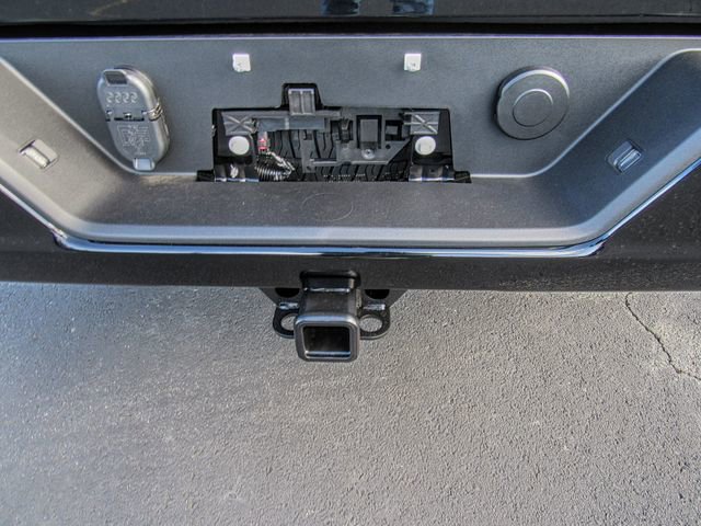 New 2025 GMC Sierra 1500 Elevation image 6