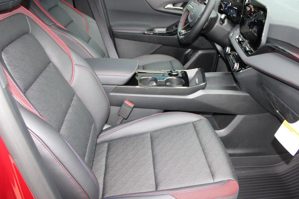 New 2026 Chevrolet Equinox RS w/ LPO, Floor Liner Package image 21