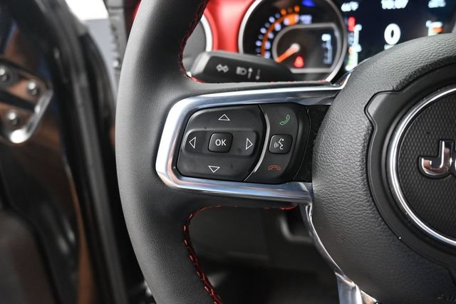 Used 2023 Jeep Wrangler Unlimited Rubicon AWD/4WD image 19