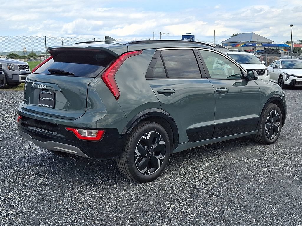 Certified 2023 Kia Niro Wind w/ Wind Preserve Package FWD image 6