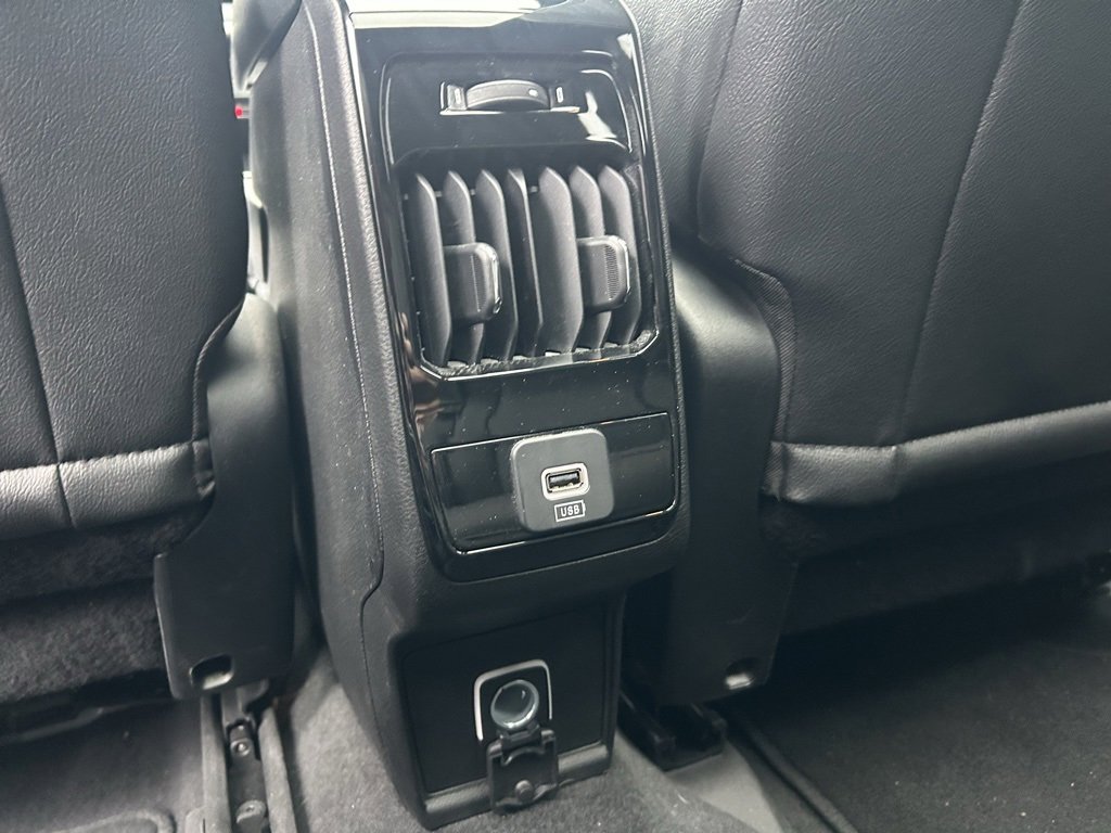 Used 2024 Jeep Compass Latitude w/ Sun and Sound Group image 29